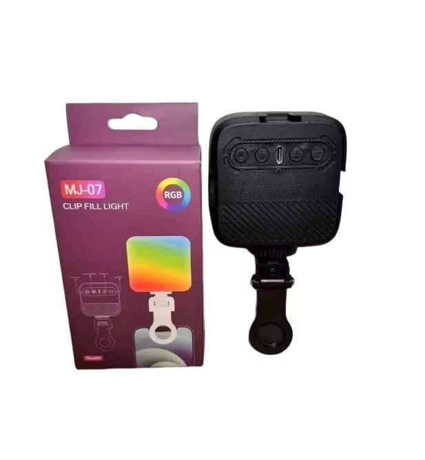 MJ-07 Mini Rechargeable LED Video Light RGB Camera Light - Image 4