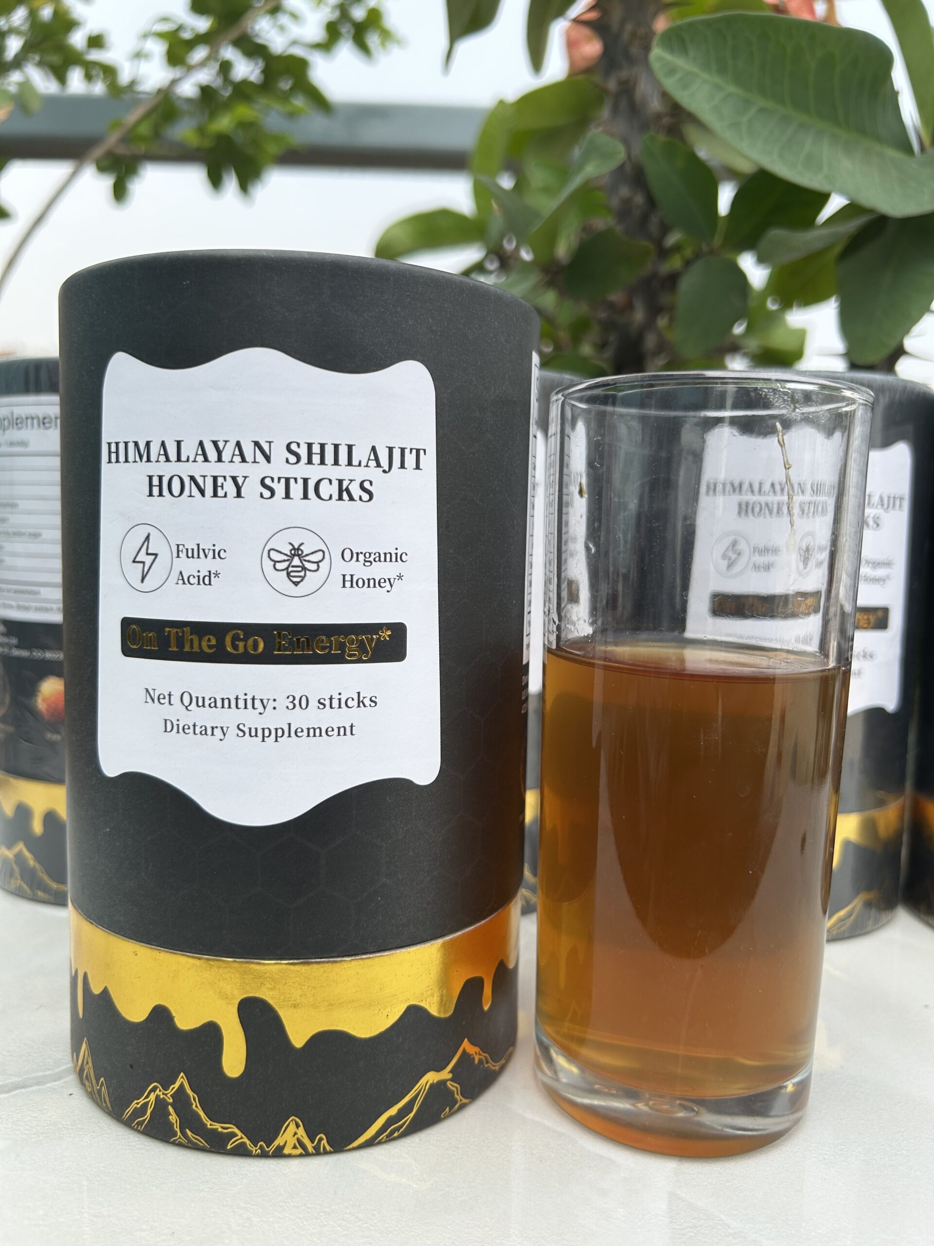 Himalayan Shilajit Sticks With Organic Honey, Saffron - Image 2